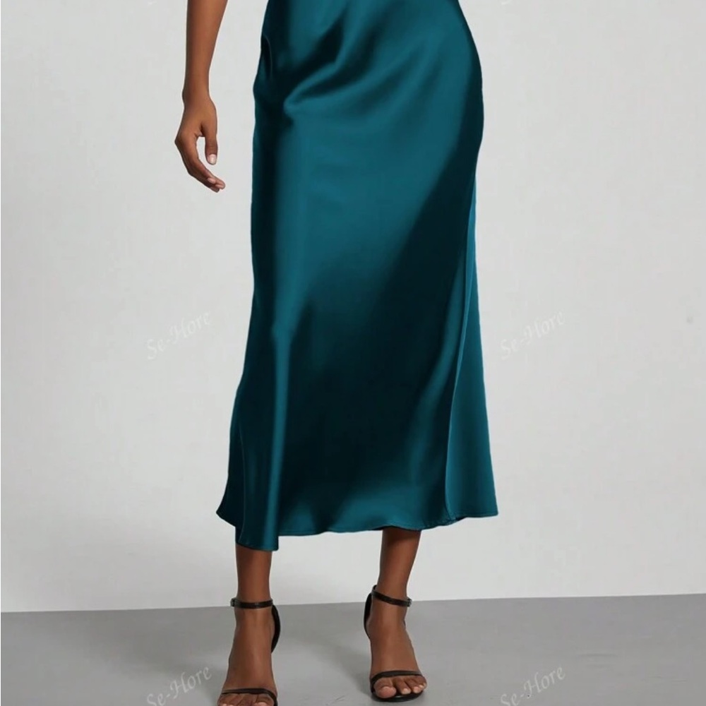 NWOT Teal Satin Skirt